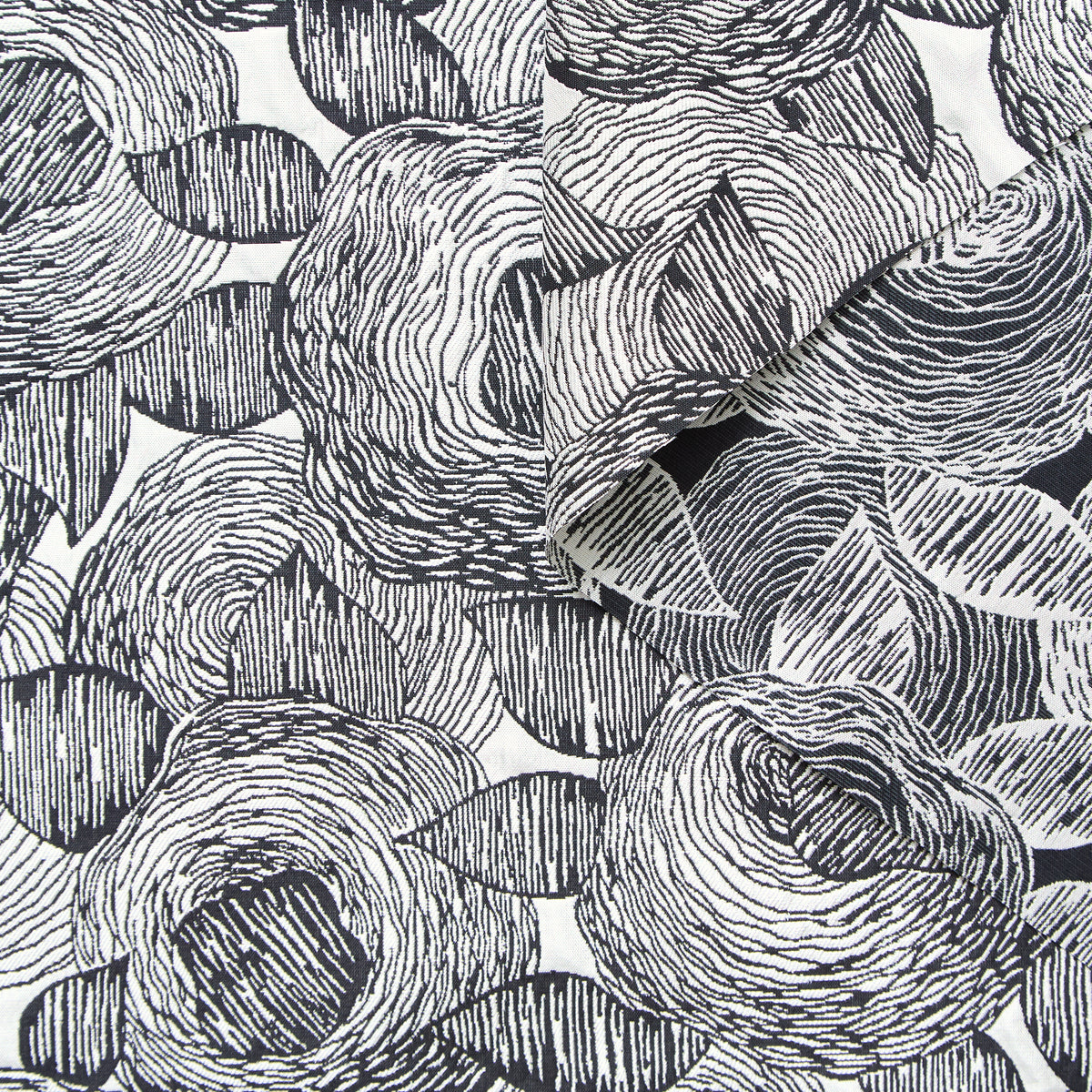 T24P13203 | Jacquard Fleuri en Soie et Coton