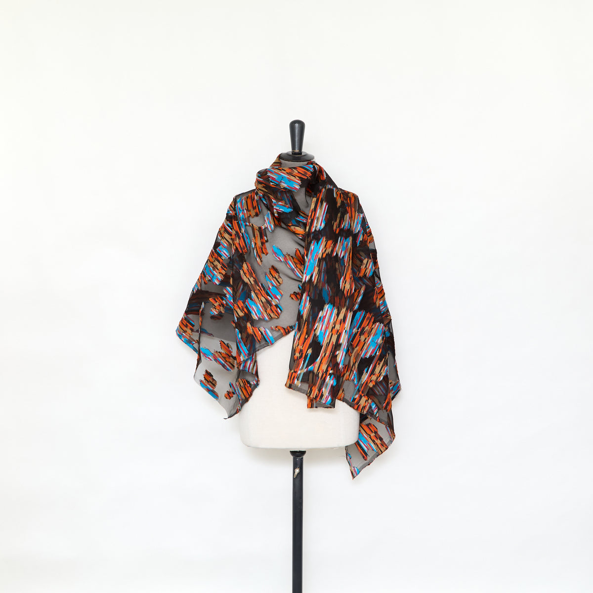 T24P13280 | Jacquard Organza Fil Coupé et Fleuri en Soie Mélangée