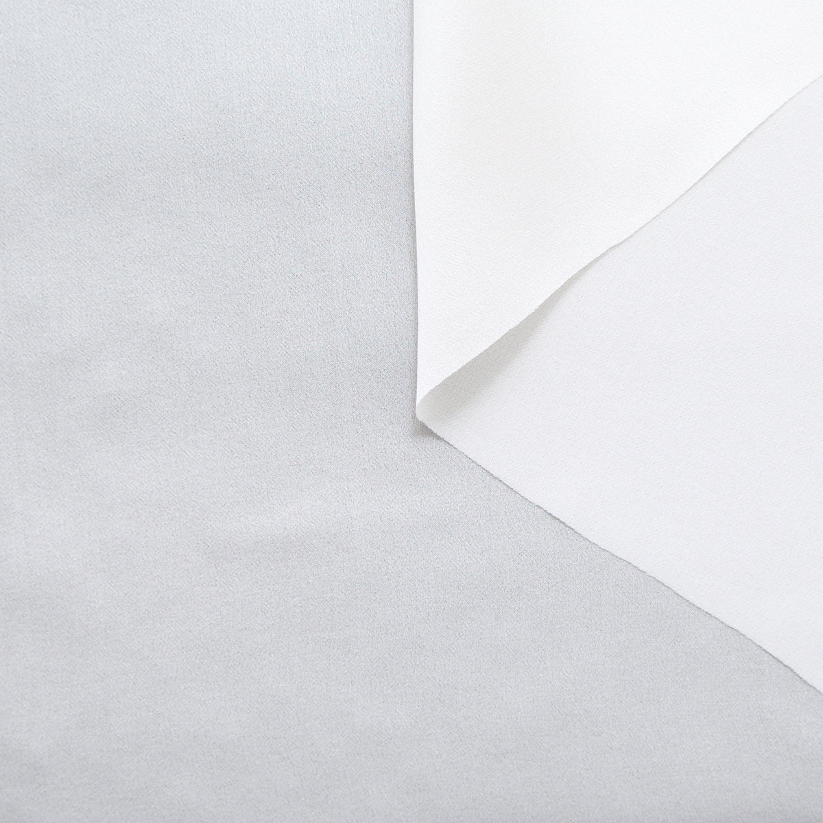 T24P13288 | Satin Léger en Soie