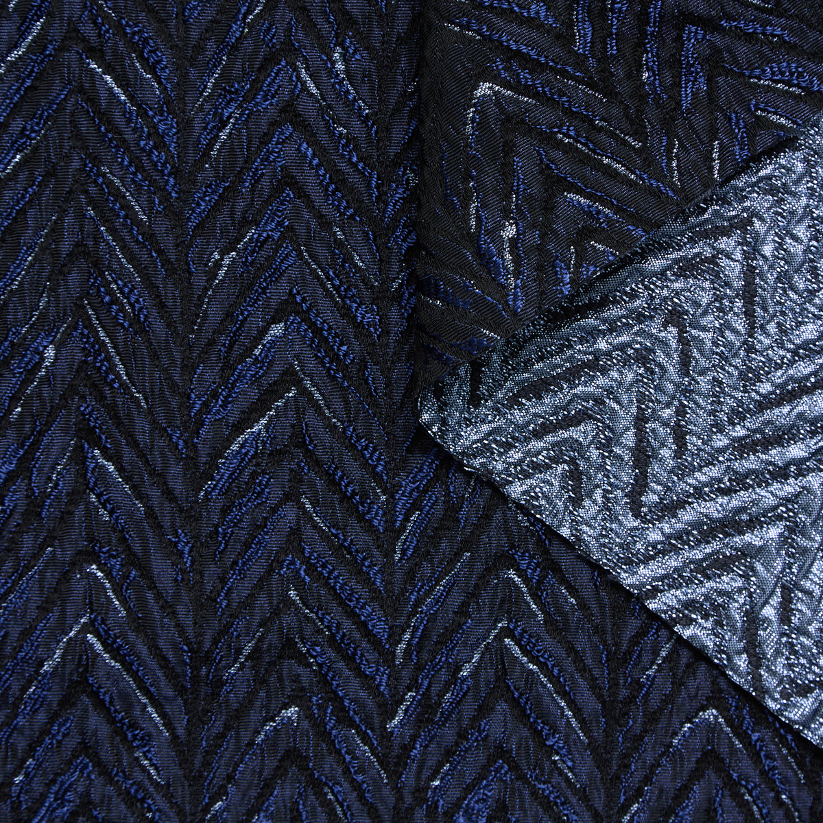 T24P13295 | Jacquard Brillant à Chevrons en Coton