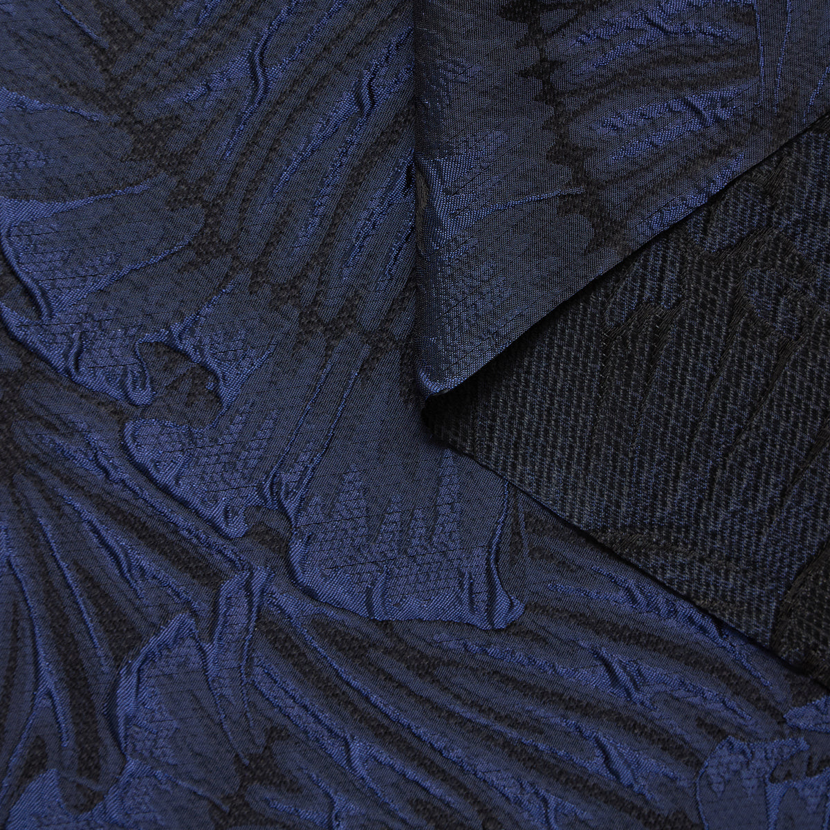 T24P13316 | Jacquard Brillant Géométrique