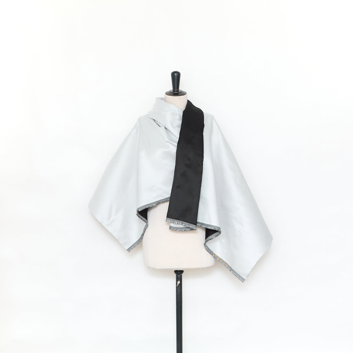 T24P13330 | Jacquard Brillant