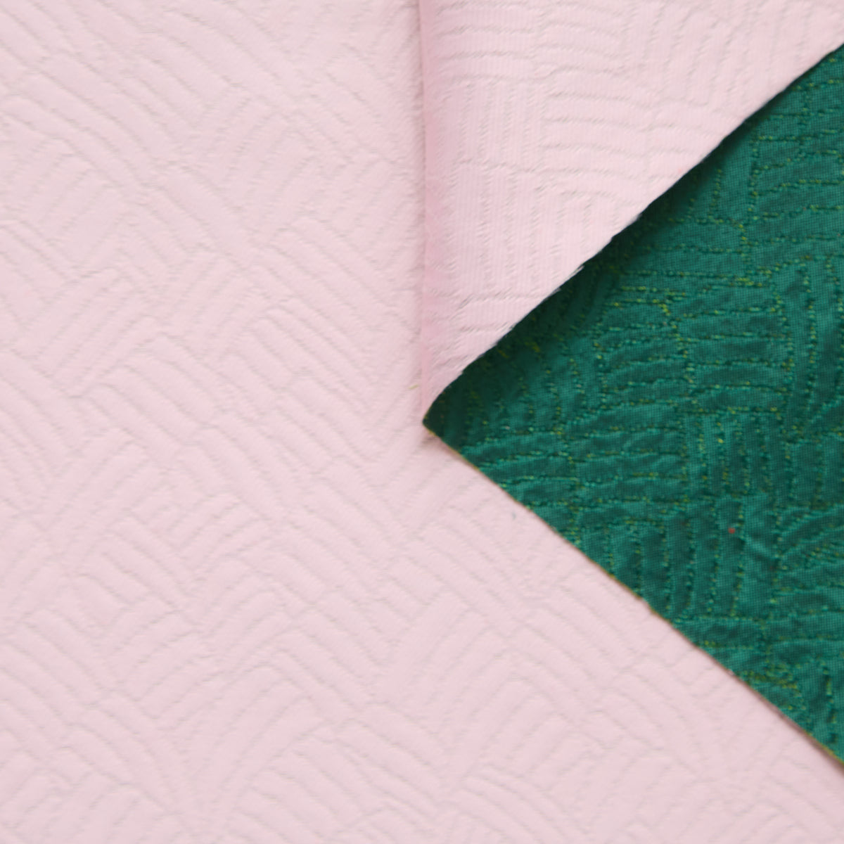 T24P13366 | Jacquard à Feuilles Abstraites en Soie Mélangée