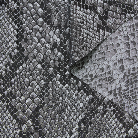 T24P13375 | Jacquard Serpent