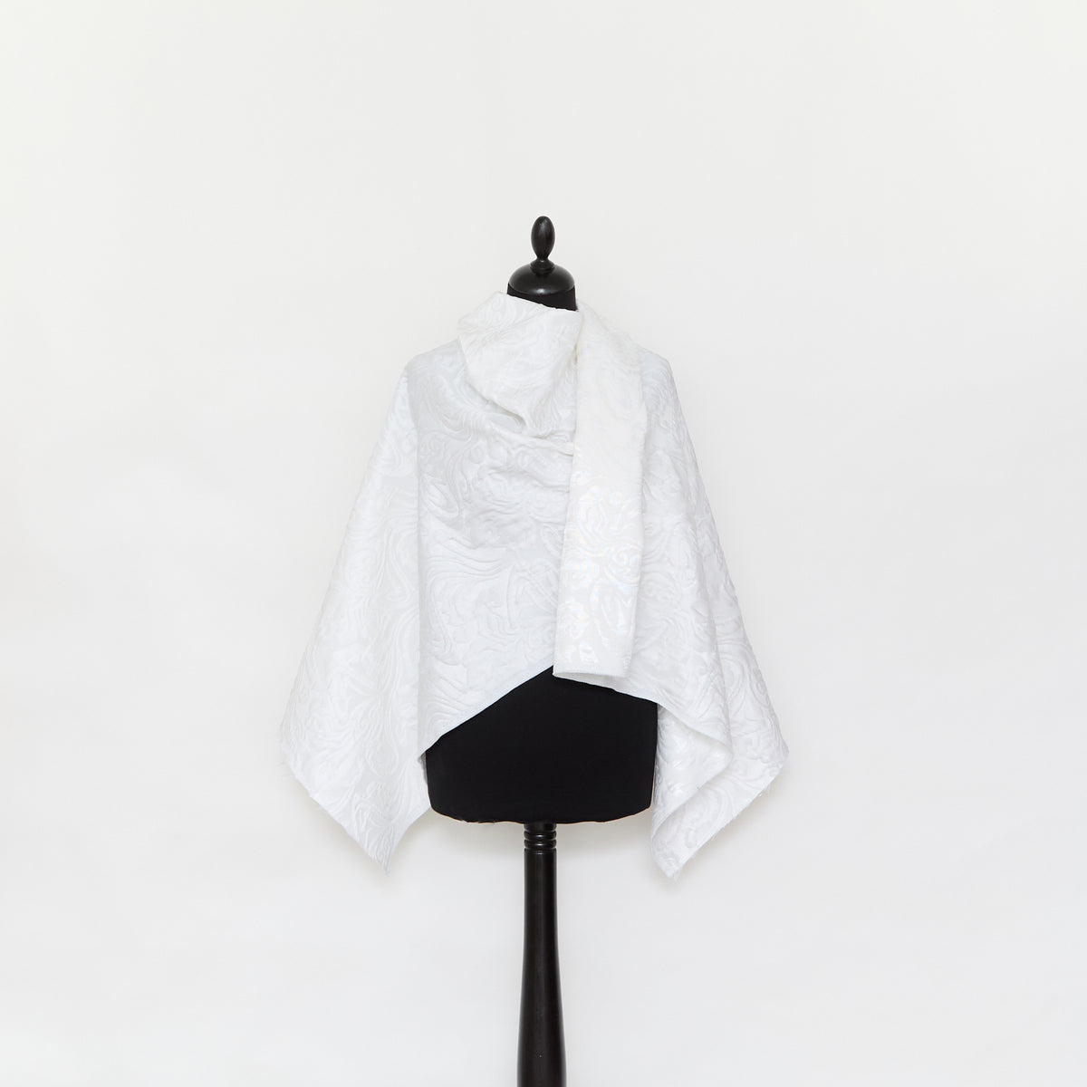 T24P13378 | Jacquard Brillant