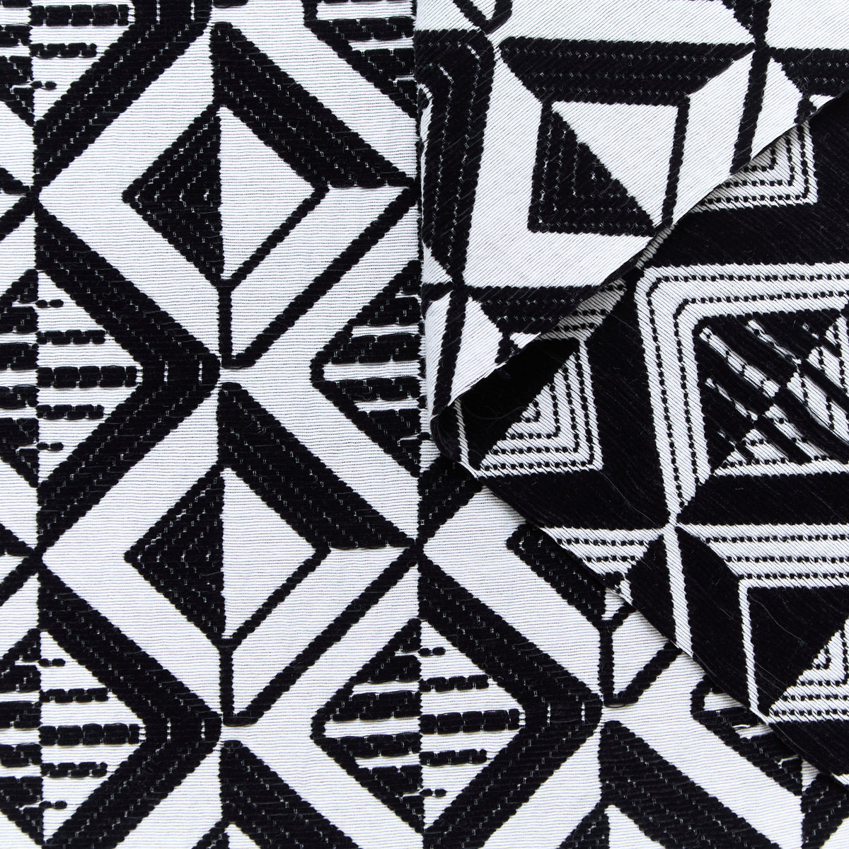 T24P13379 | Jacquard Bicolore Géométrique