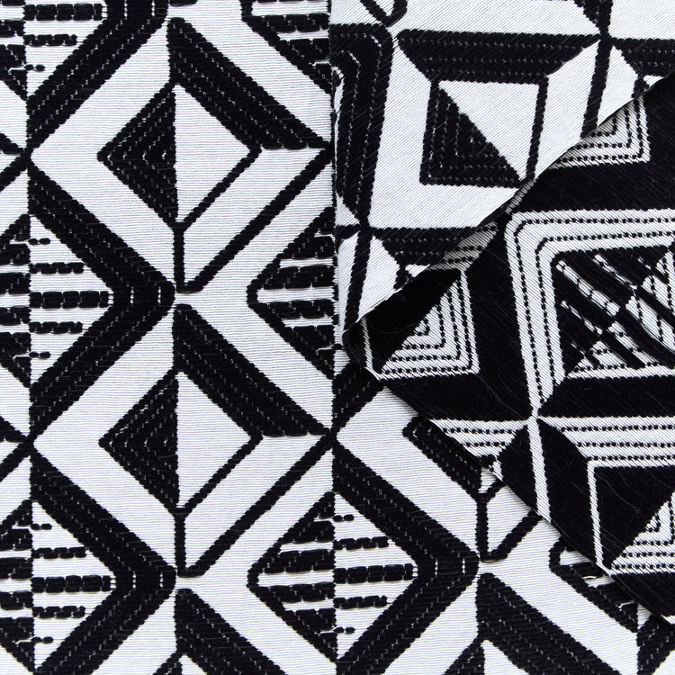 T24P13379 | Geometric Bicolor Jacquard - view 1