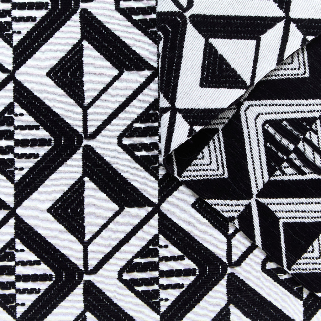 T24P13379 | Jacquard Bicolore Géométrique