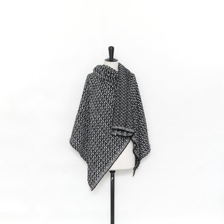 T24P13394 | Geometric Bicolor Cotton Tweed - view 2