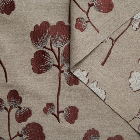 T24Q06518 | Drap Brodé de Fleurs Ignifugé 