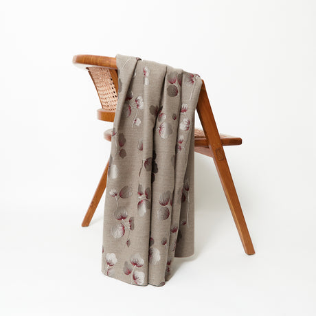  Drap Brodé de Fleurs Ignifugé 