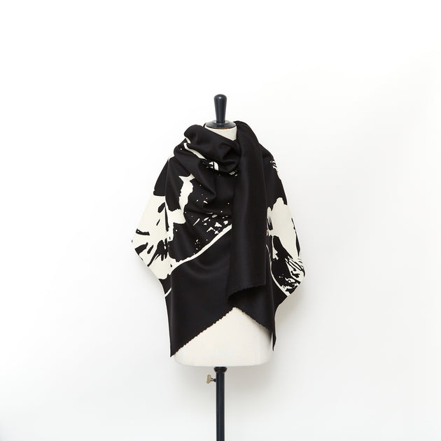T24V07151 | Wool & Cashmere Flowers Pannel 108cm x 108cm