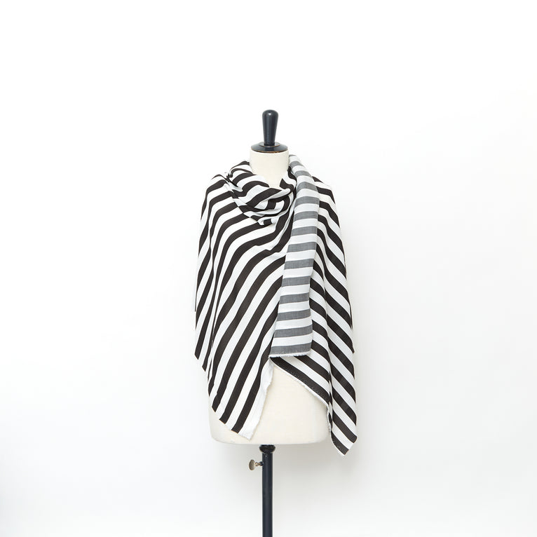 T24Y09616 | Voile à Rayure en Viscose - vue 2