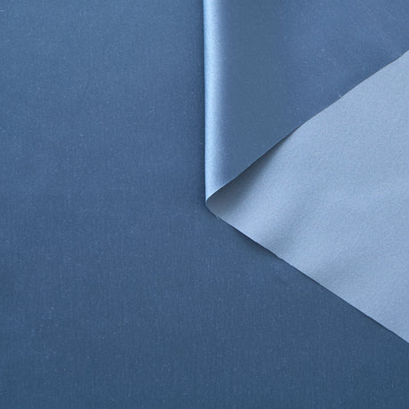 T25A13442 | Satin Liquide