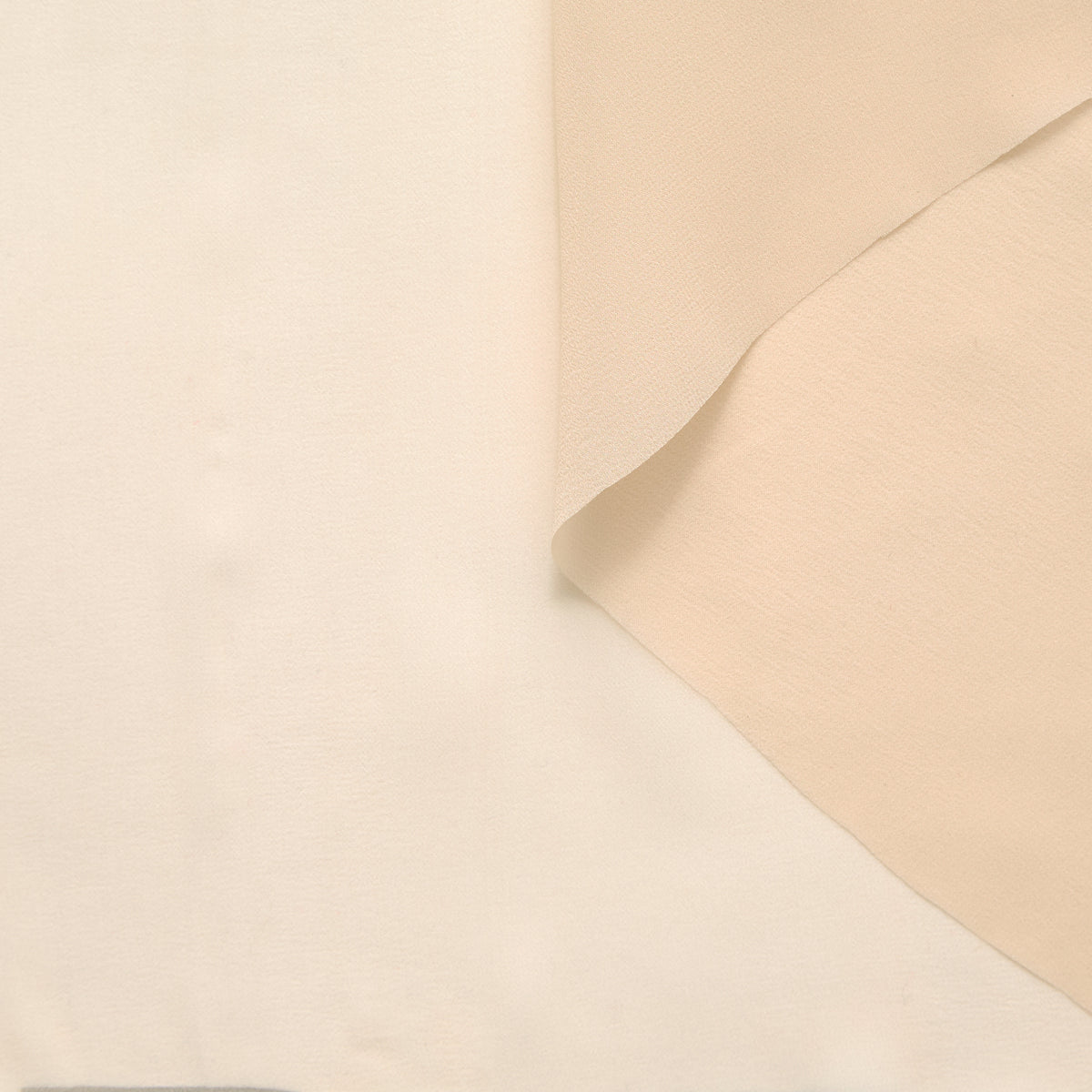 T25A13472 | Georgette de Soie