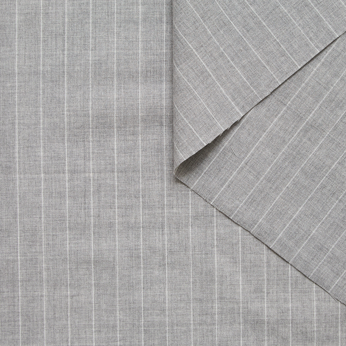 T25B13542 | Suiting Chiné à Fines Rayures en Laine Vierge RWS