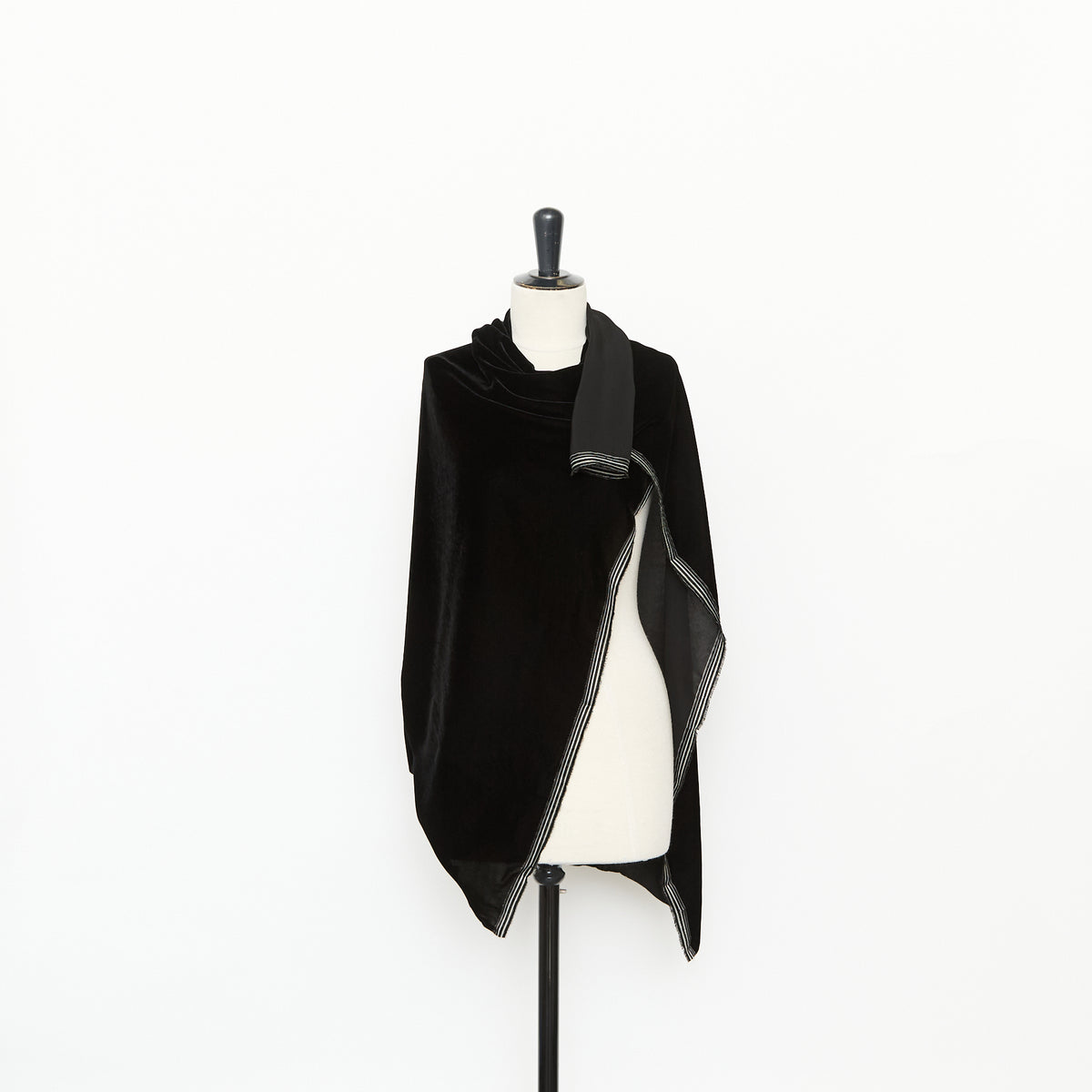 T25B14444 | Velours en Viscose et Cupro