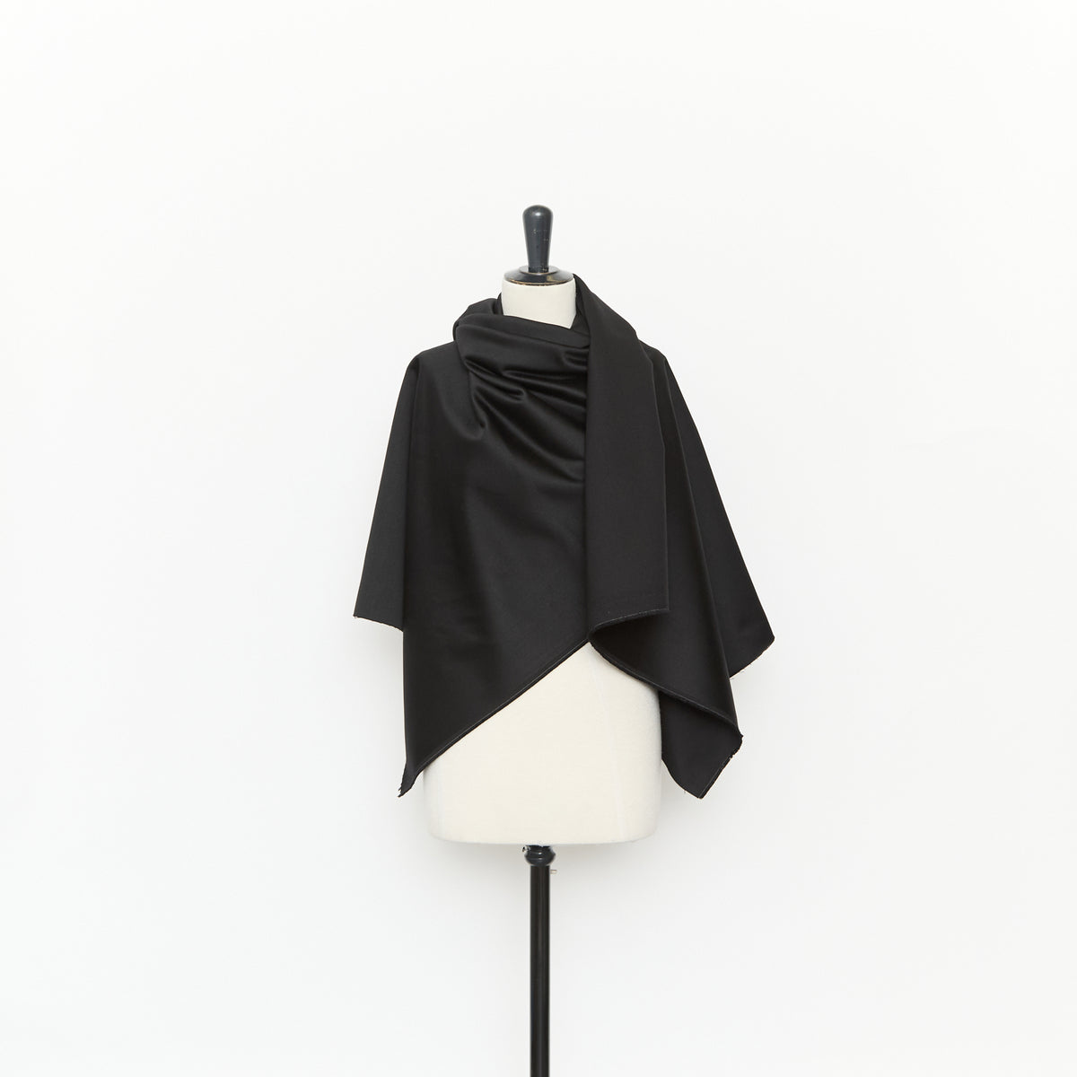 T25B14447 | Satin Lourd en Coton et Laine