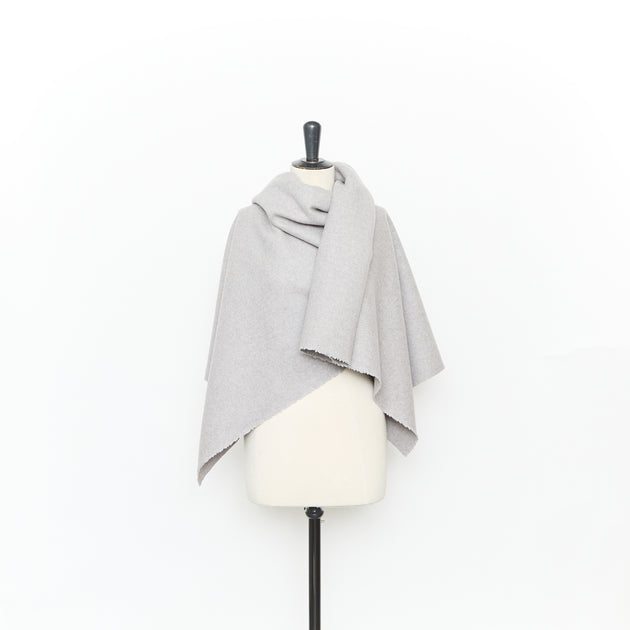 T25B14529 | Splittable Cashmere Drap