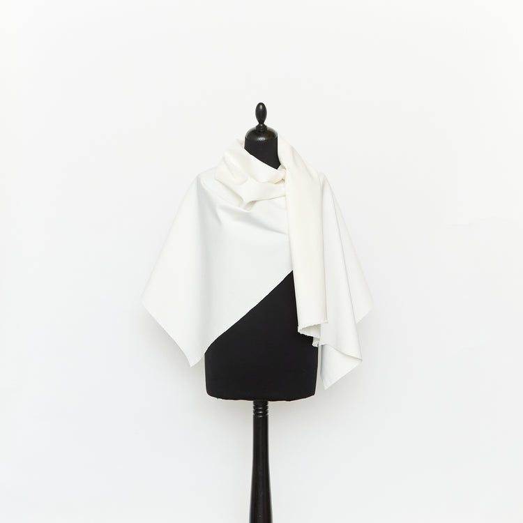 T25B14587 | Technical Satin Duchess GRS - view 2