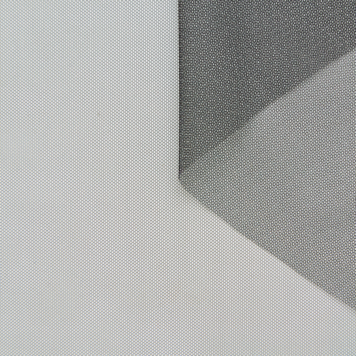 T25B14592 | Tulle Léger