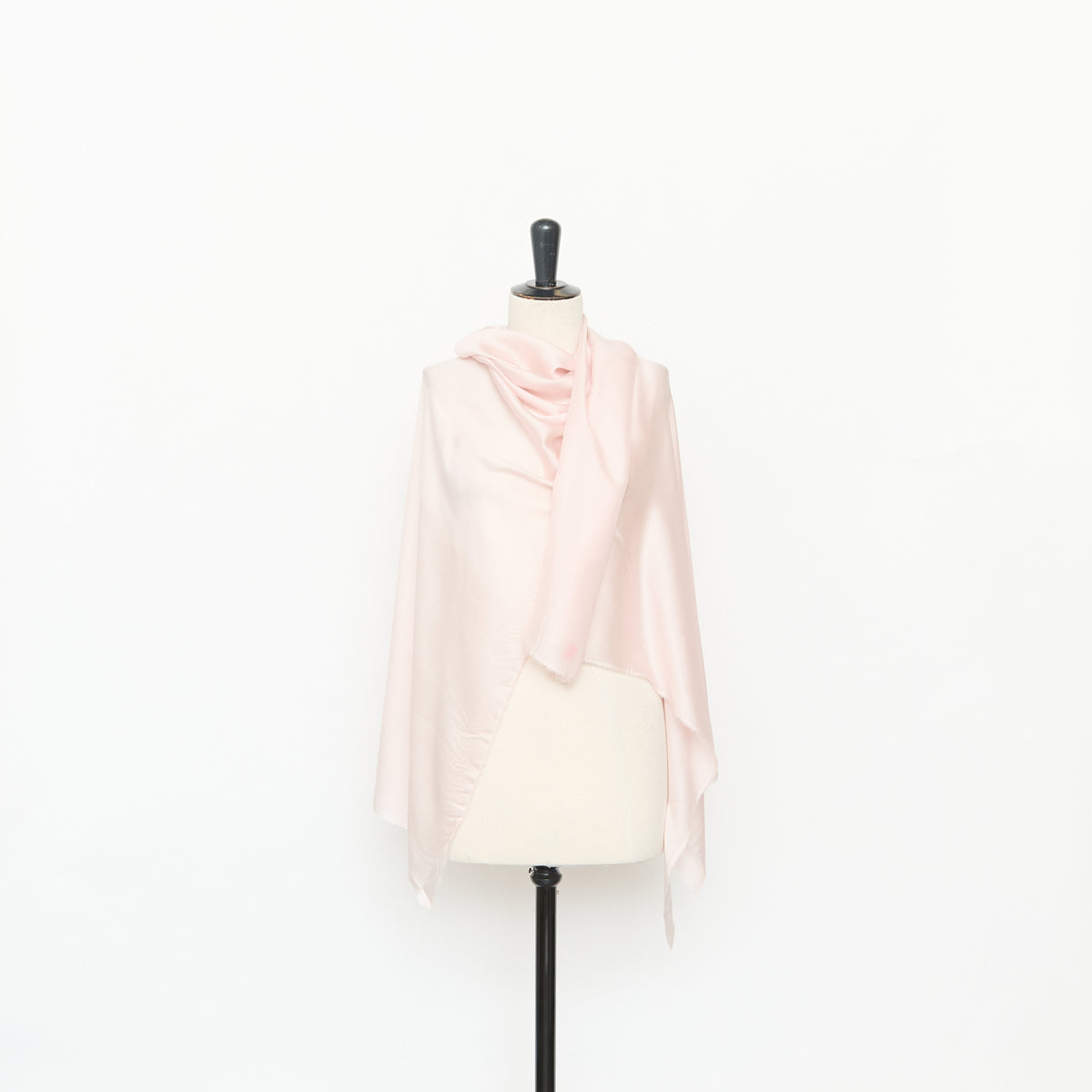 T25B14600 | Charmeuse de Soie