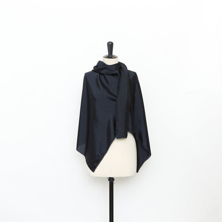 T25B14652 | Viscose &amp; Cupro Lining - view 2
