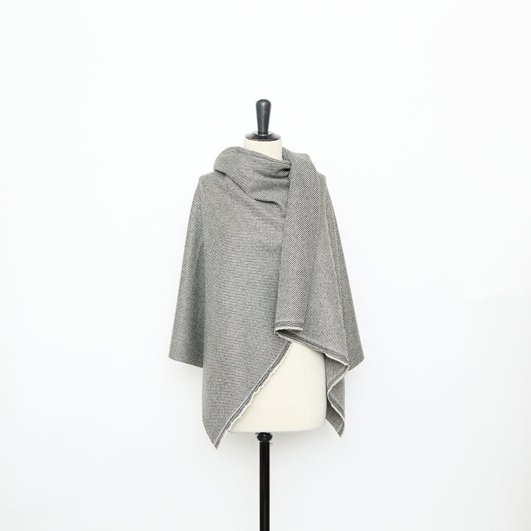 T25D14771 | Herringbone Wool Flannel - view 2
