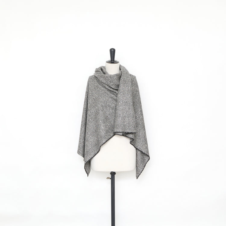T25F14419 | Herringbone Cashmere Drap - view 2