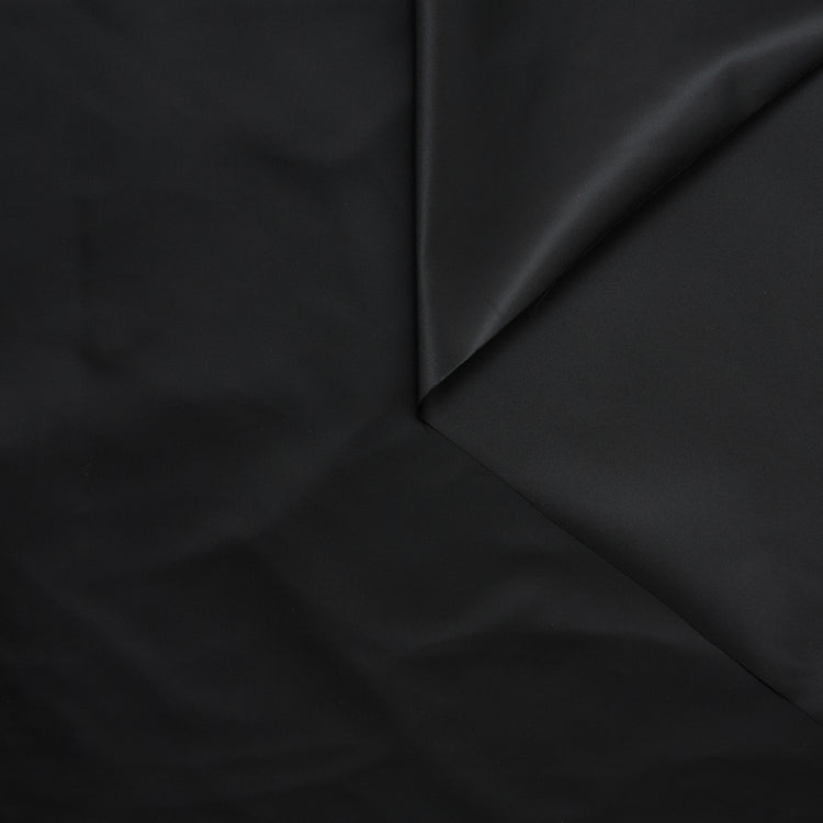 T25J12935 | Shiny Technical Canvas - view 1