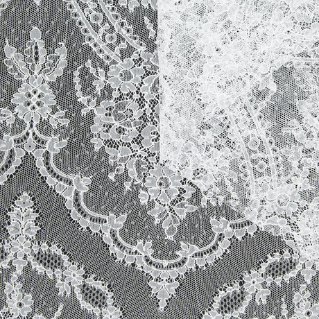 T25J13072 | Dentelle Chantilly