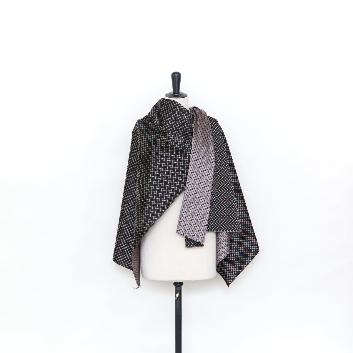 T25L13418 | Jacquard petites marguerites