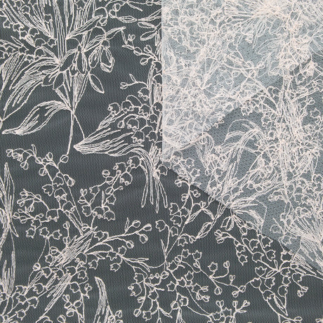  Tulle Brodé de Muguet