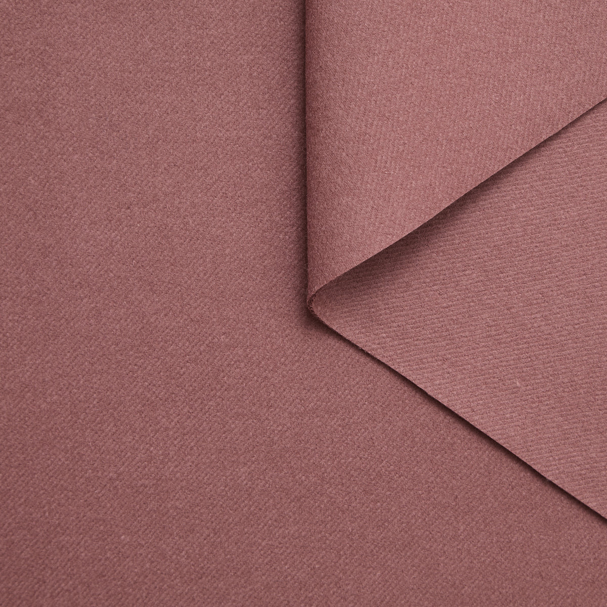 T25M12144 | Splittable Wool Drap