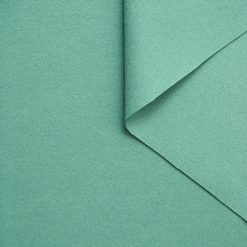 T25M12144 | Splittable Wool Drap