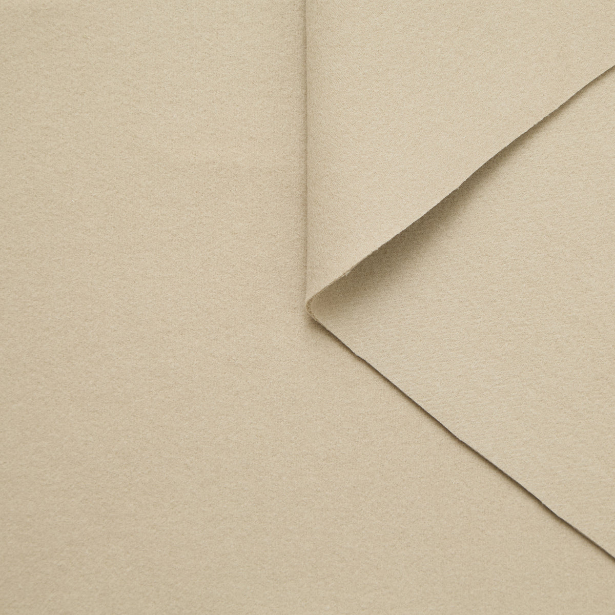 T25M12144 | Splittable Wool Drap