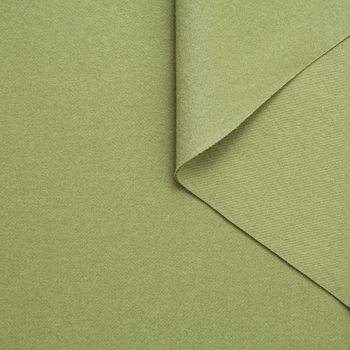 T25M12144 | Splittable Wool Drap