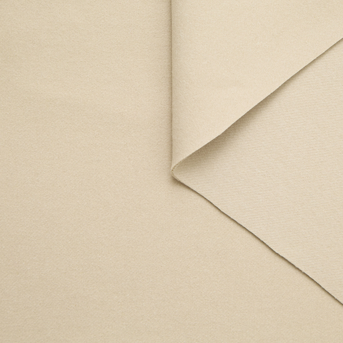 T25M12144 | Splittable Wool Drap