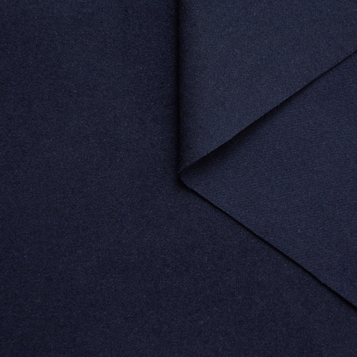 T25M12144 | Splittable Wool Drap