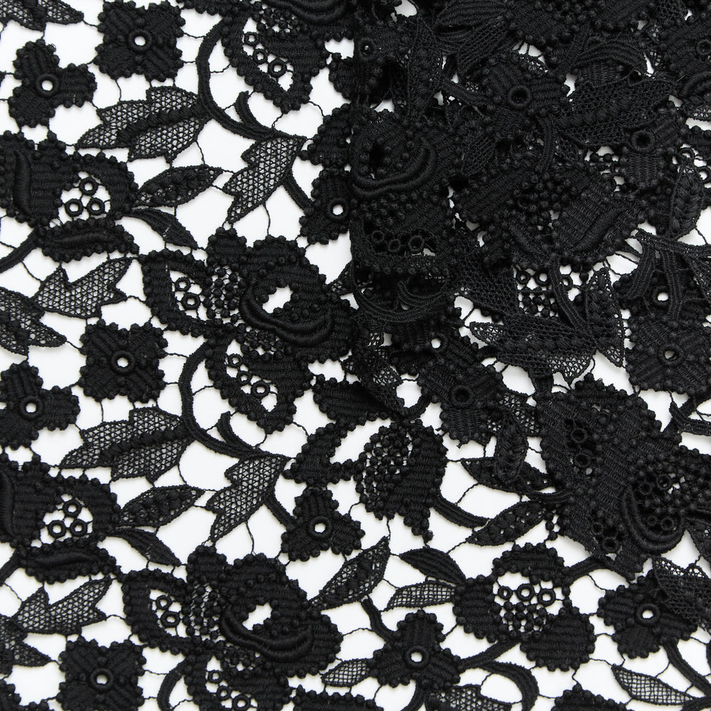 T25M12173 | Guipure Fleurie