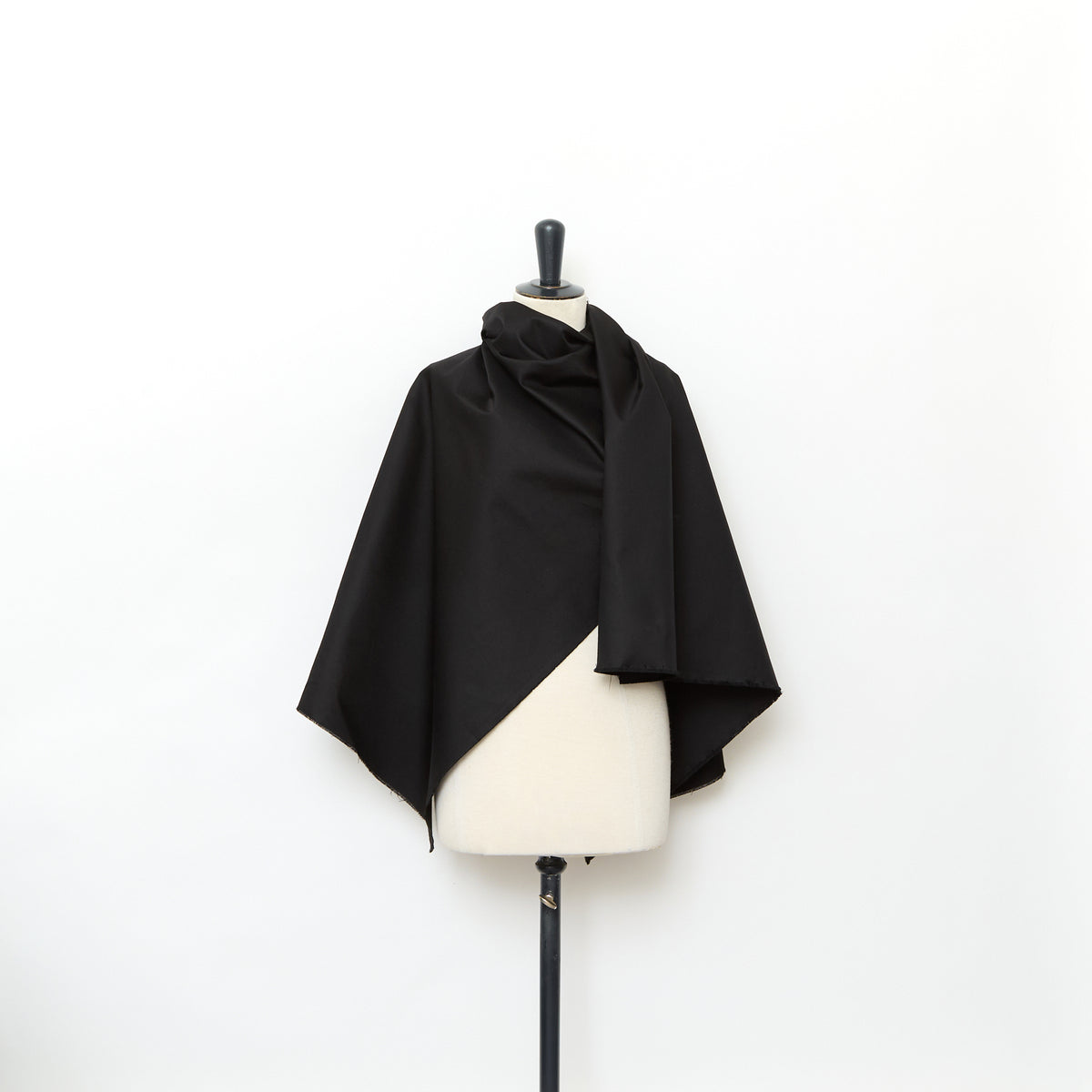 T25M12182 | Mikado Laine & Soie