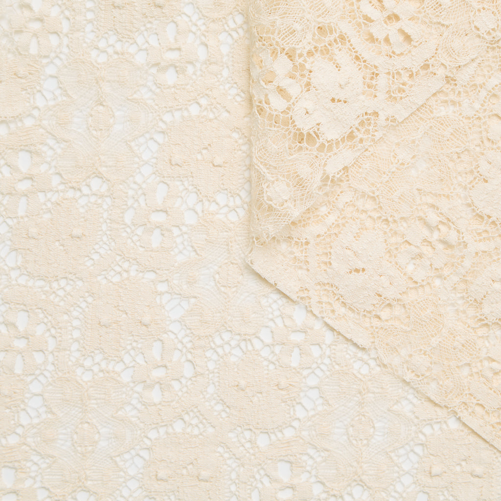 T25M12184 | Dentelle Fleurie