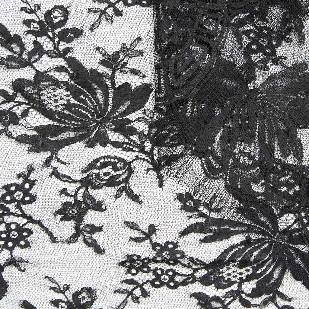 T25M12186 | Dentelle Chantilly