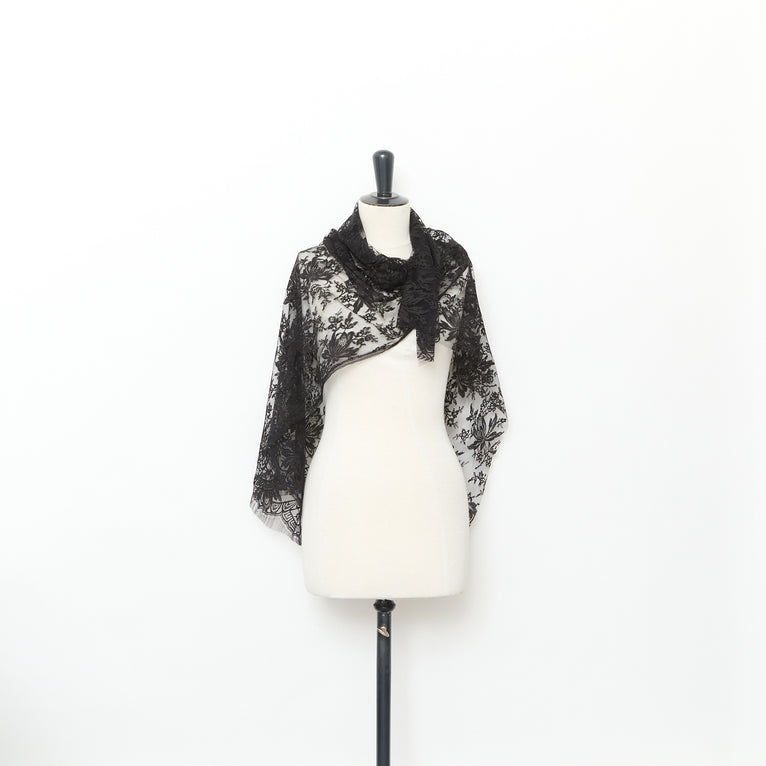 T25M12186 | Dentelle Chantilly - vue 2