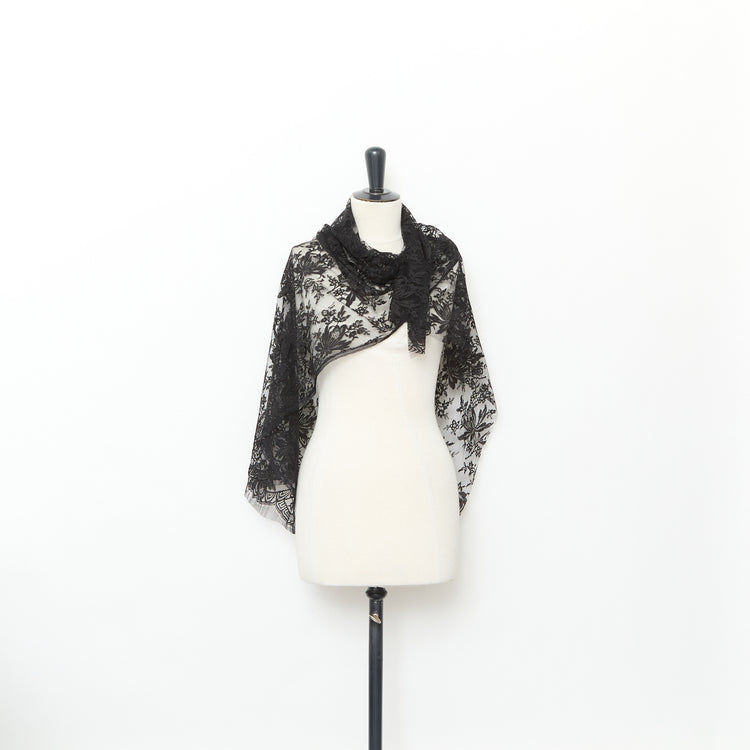 T25M12186 | Dentelle Chantilly - vue 2