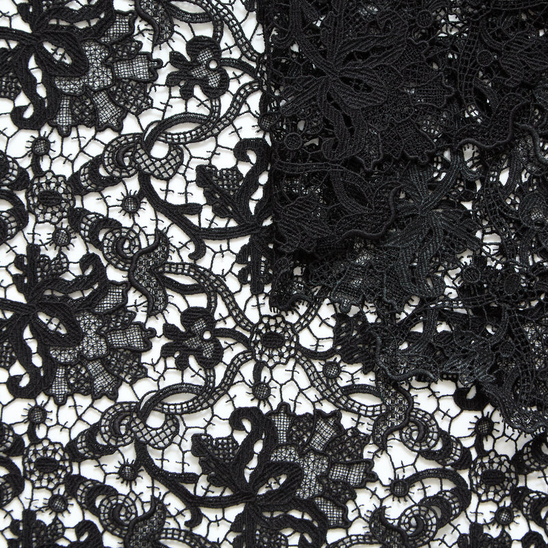 T25M12193 | Guipure Florale en Coton