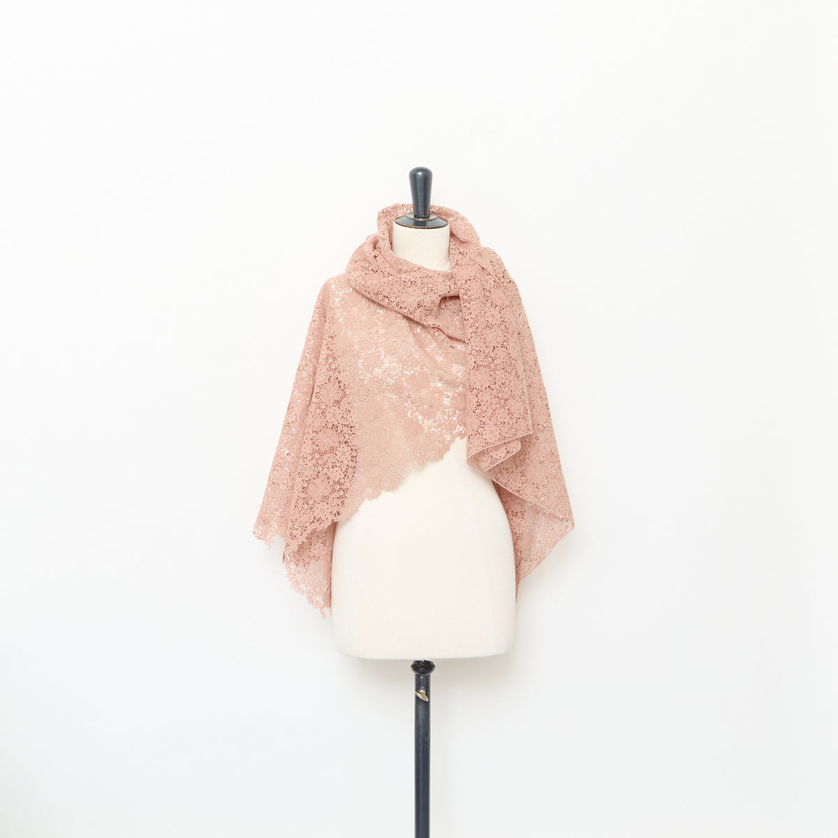 T25M12195 | Guipure Florale en Coton