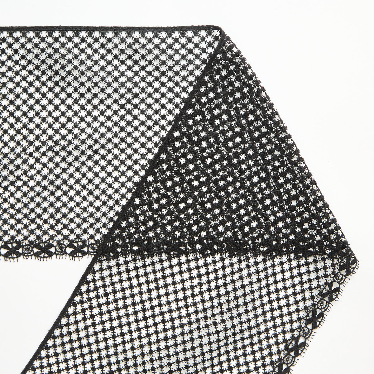 T25M12219 | Galon Marguerite de Coton en 20 cm