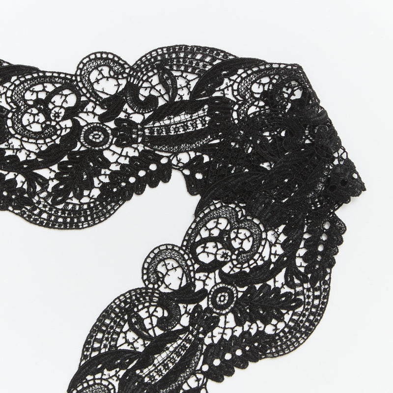 T25M12226 | Gallon en Dentelle Florale en 6cm