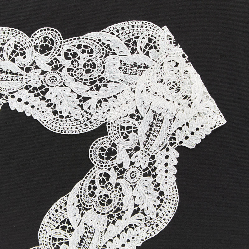 T25M12226 | Gallon en Dentelle Florale en 6cm